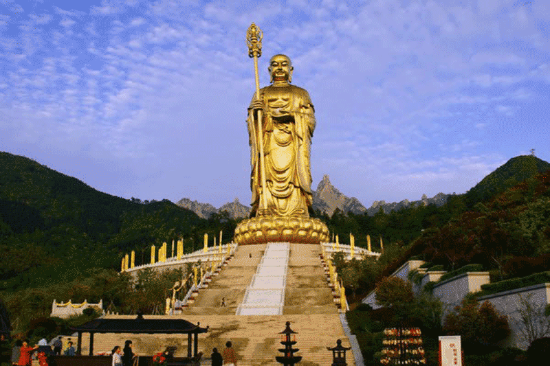 статуя Бодхисаттвы